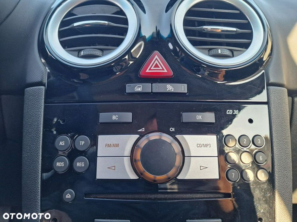 Opel Corsa 1.4 16V Edition - 18