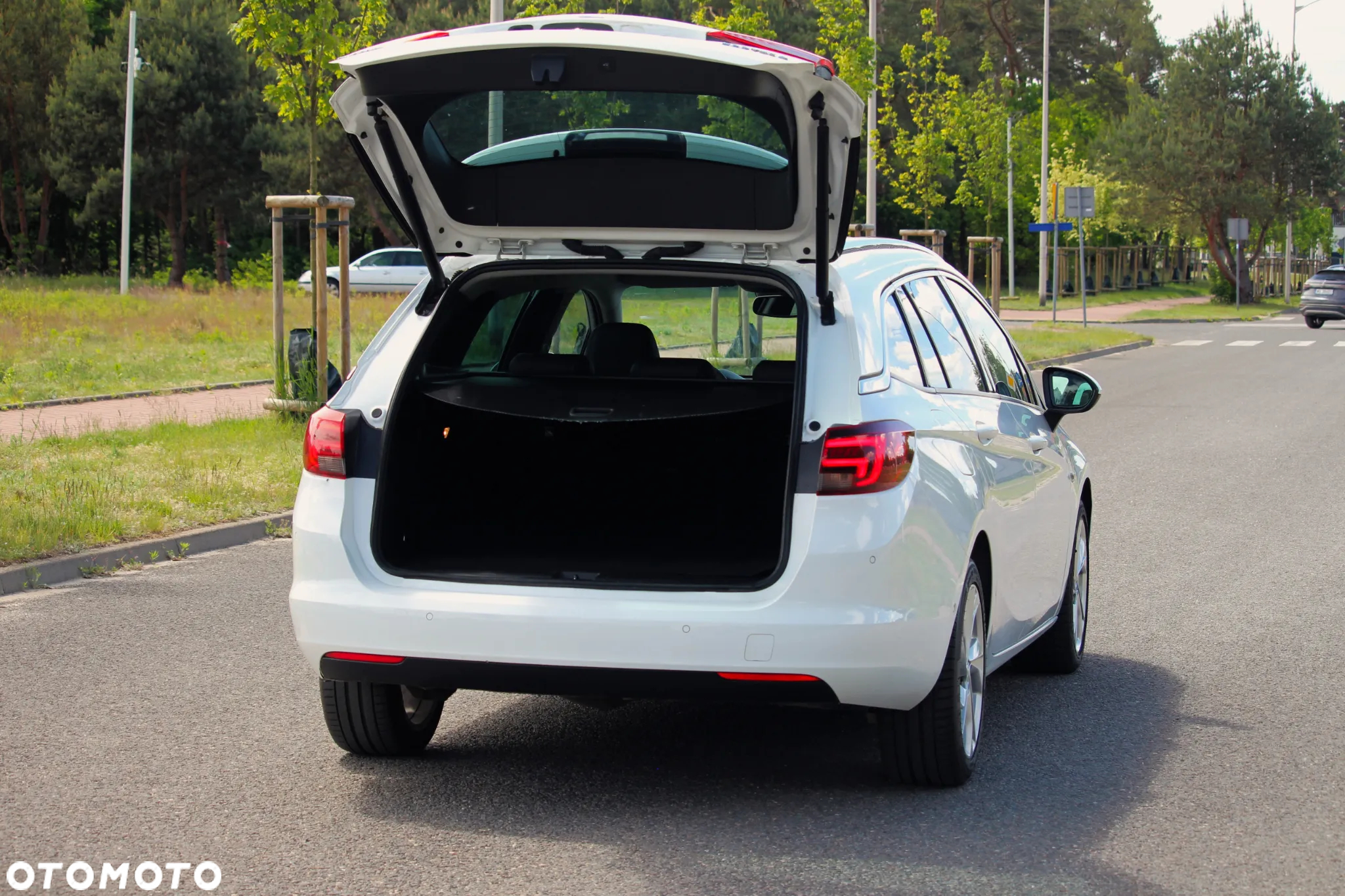 Opel Astra 1.6 D (CDTI) Start/Stop Innovation - 10