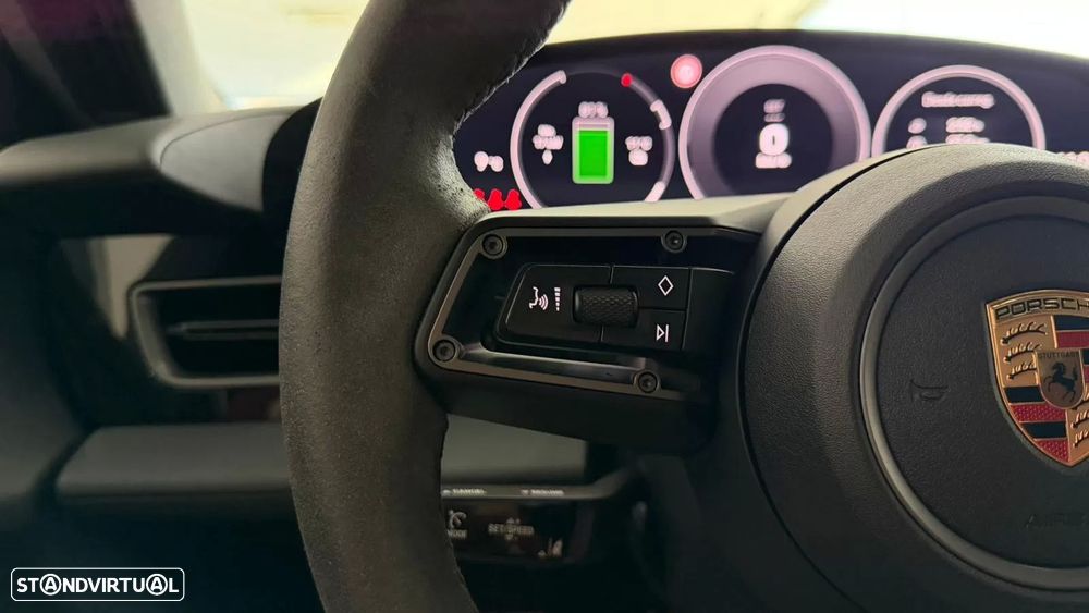 Porsche Taycan Standard - 16