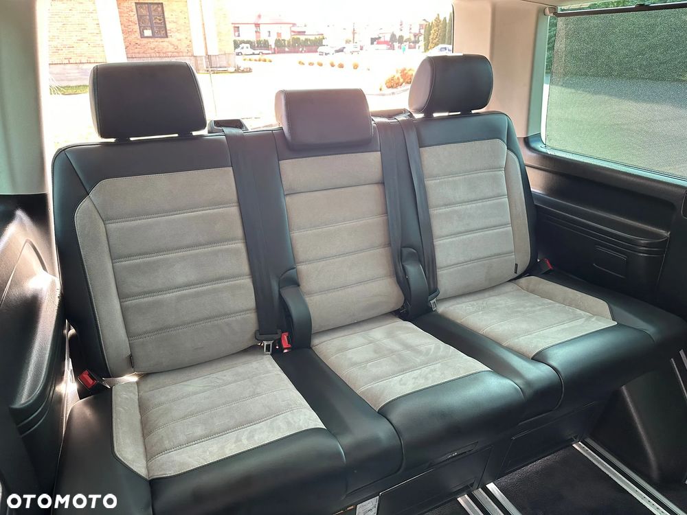 Volkswagen Multivan 2.0 BiTDI L2 Comfortline 4Motion DSG - 29