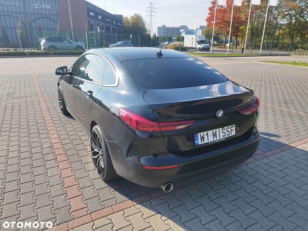 BMW Seria 2 218i - 4