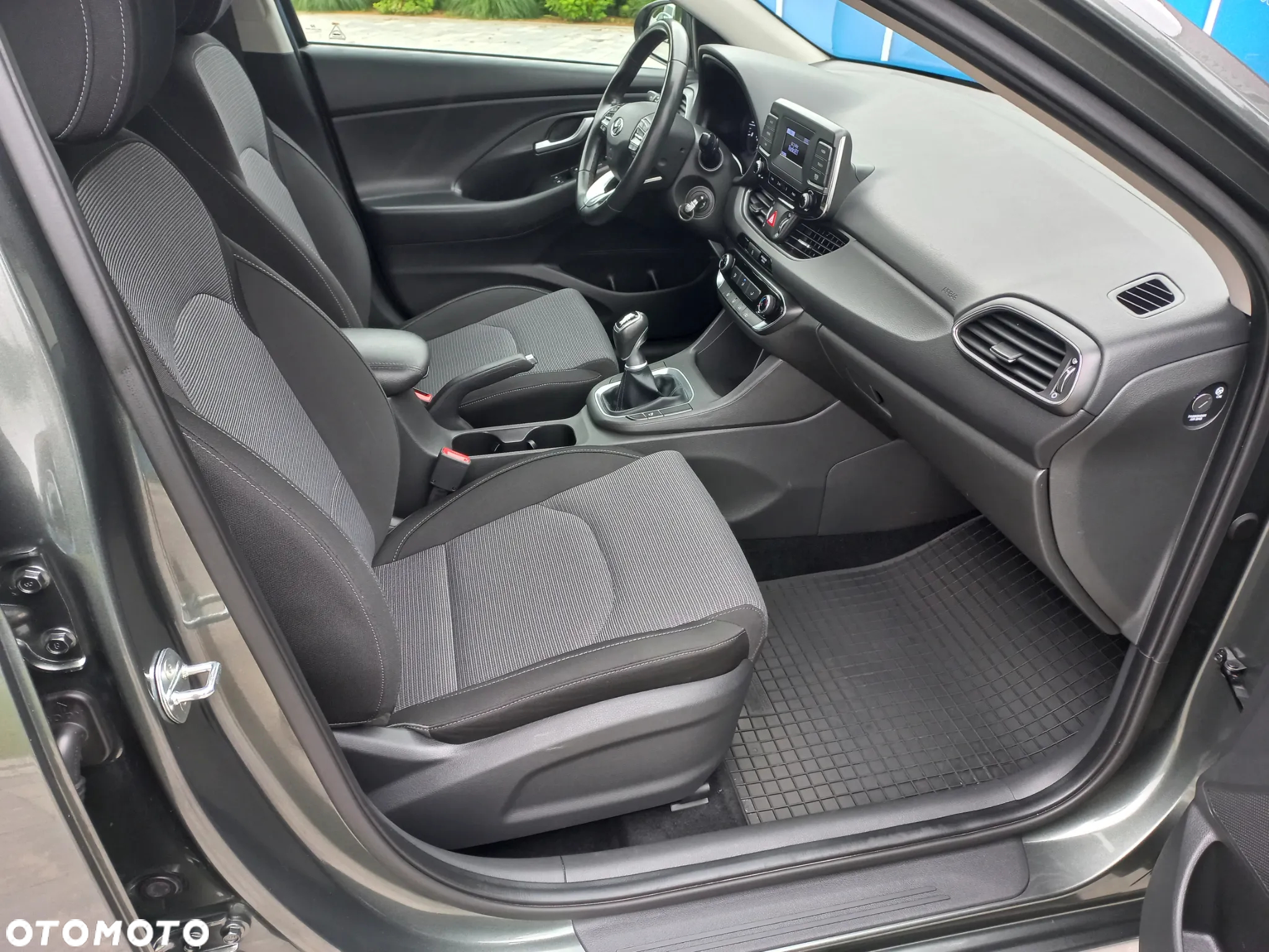 Hyundai i30 1.5 DPI Classic + - 35
