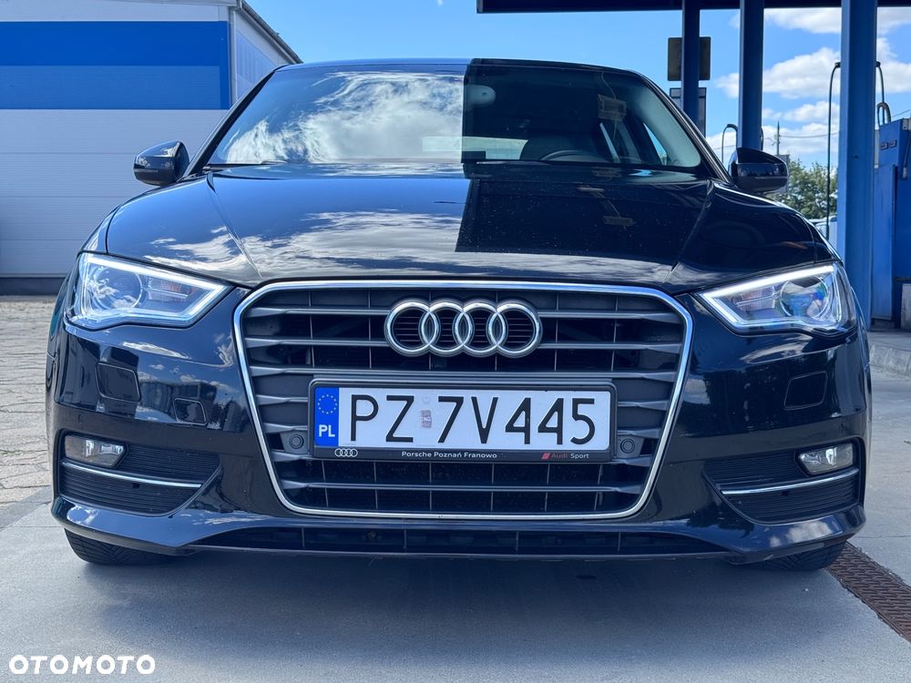 Audi A3 Sportback 1.6 TDI clean diesel Ambiente - 2