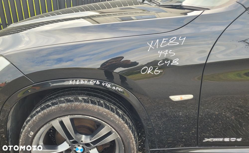 BŁOTNIK LEWY PRZÓD PRZEDNI BMW X1 E84 475 BLACK SAPPHIRE ORG LAKIER C48