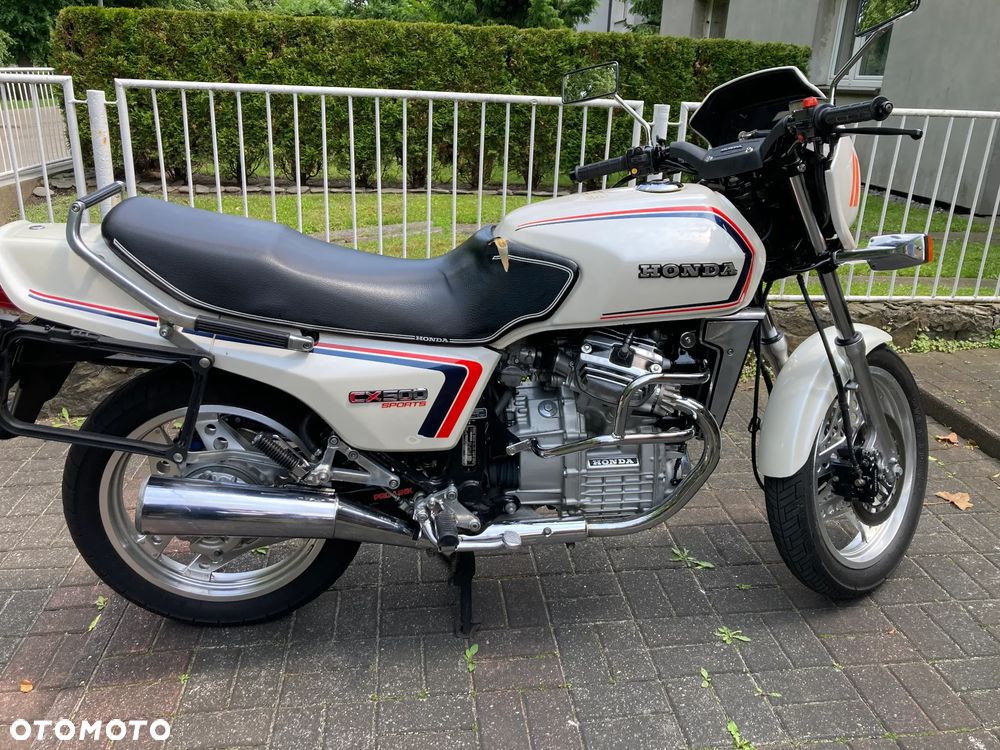 Honda CX - 6