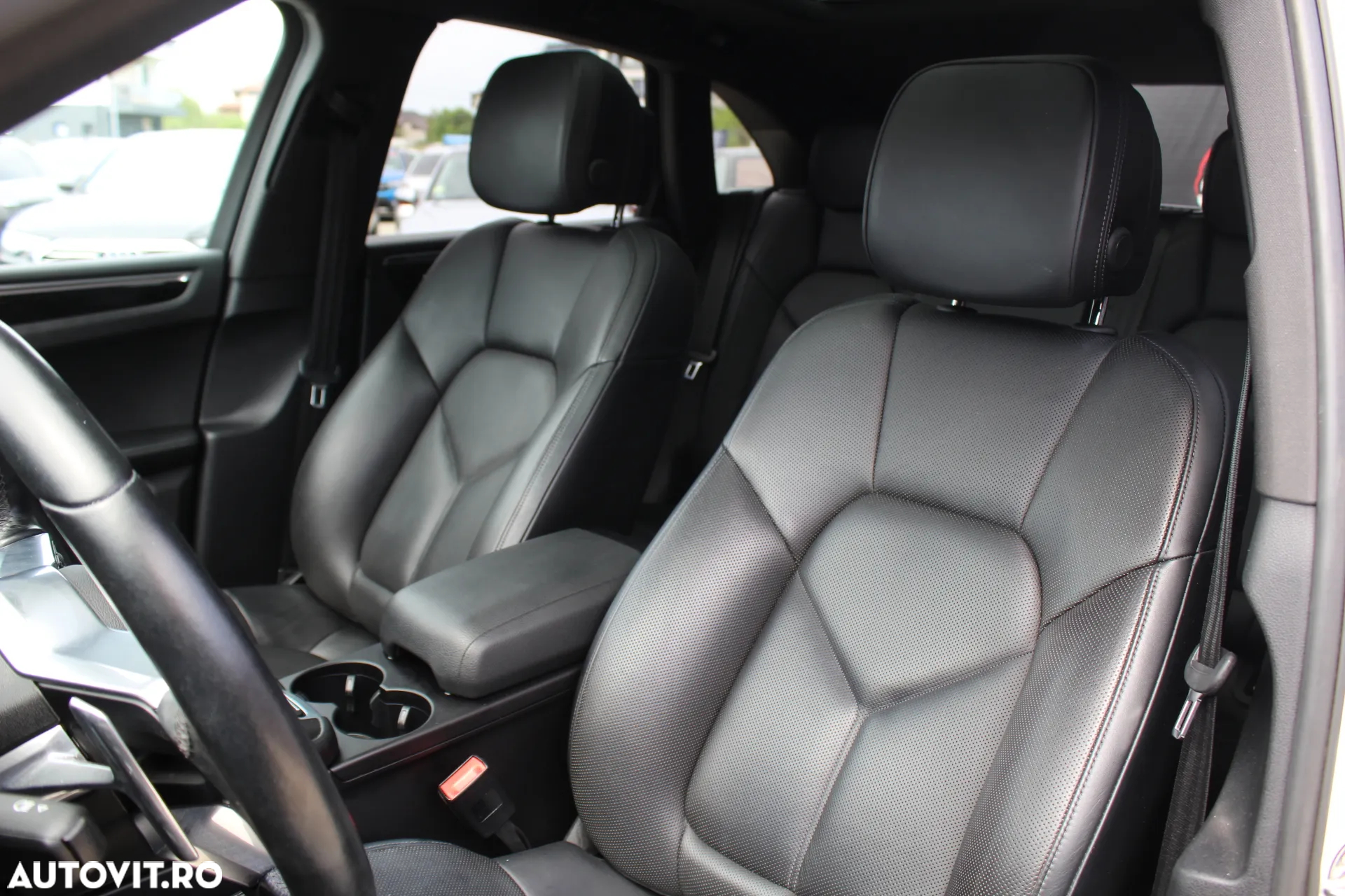 Porsche Macan Standard - 13