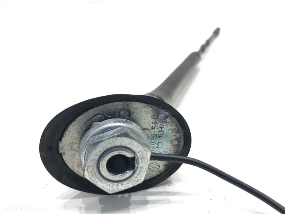 ANTENA  SKODA RAPID (NH3, NK3, NK6) 2012 - 2022 1.2 TSI 77 kW [105 KM] benzyna 2012 - 2015 6R0035501 - 4