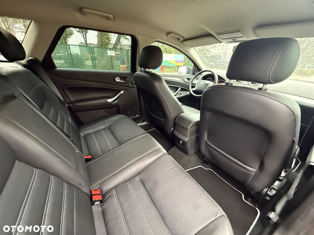 Ford Mondeo 2.0 TDCi Titanium - 11