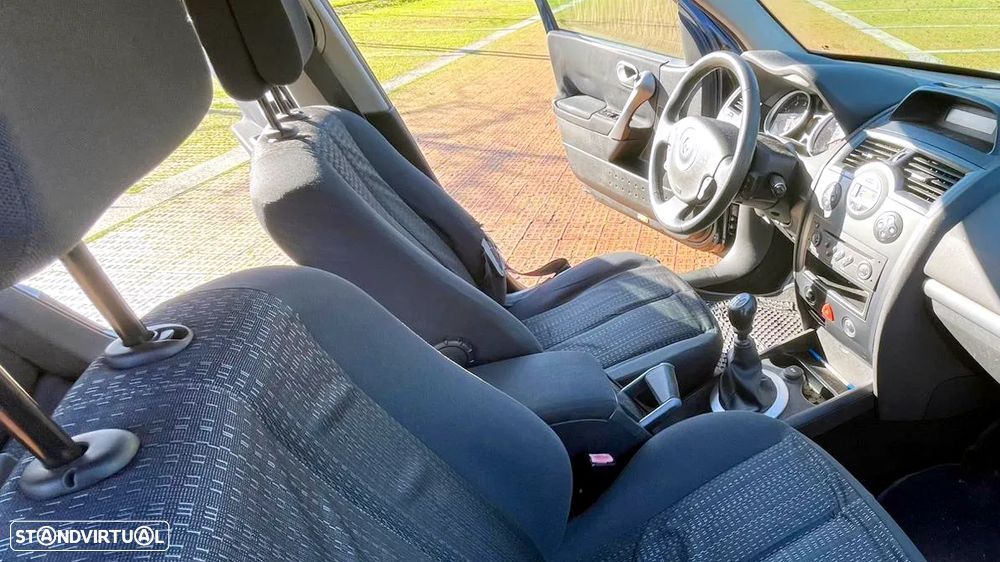 Renault Mégane Break 1.5 dCi Dynamique - 8