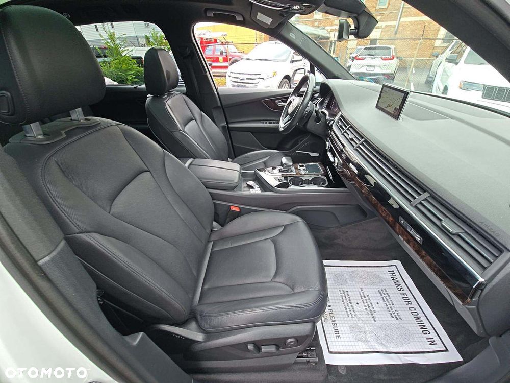 Audi Q7 3.0 TFSI Quattro Tiptronic - 7