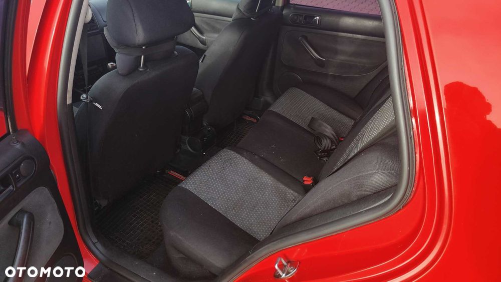 Volkswagen Golf Variant - 8