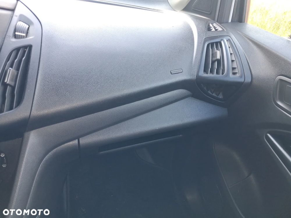 Ford Transit Connect - 10
