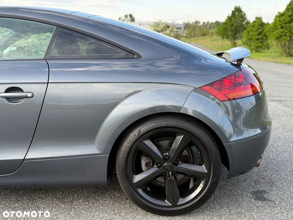 Audi TT Coupé - 11