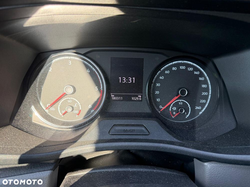 Volkswagen Caravelle 2.0 TDI L2 Comfortline - 10