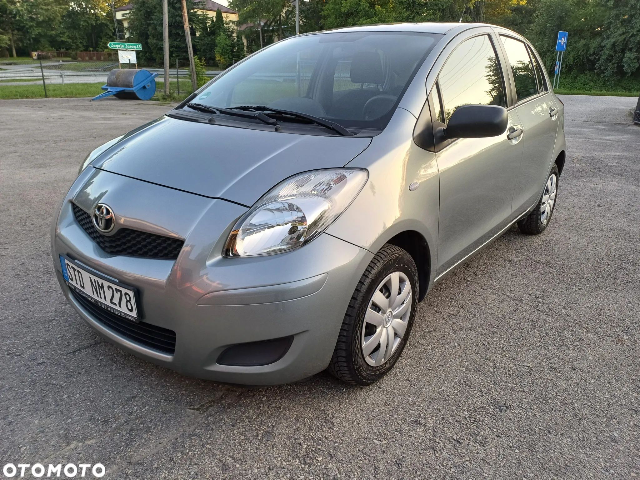 Toyota Yaris 1.0 VVT-i - 1