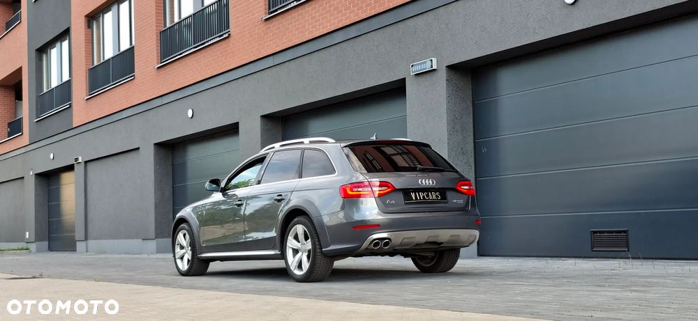 Audi A4 Allroad 2.0 TDI Quattro S tronic - 29