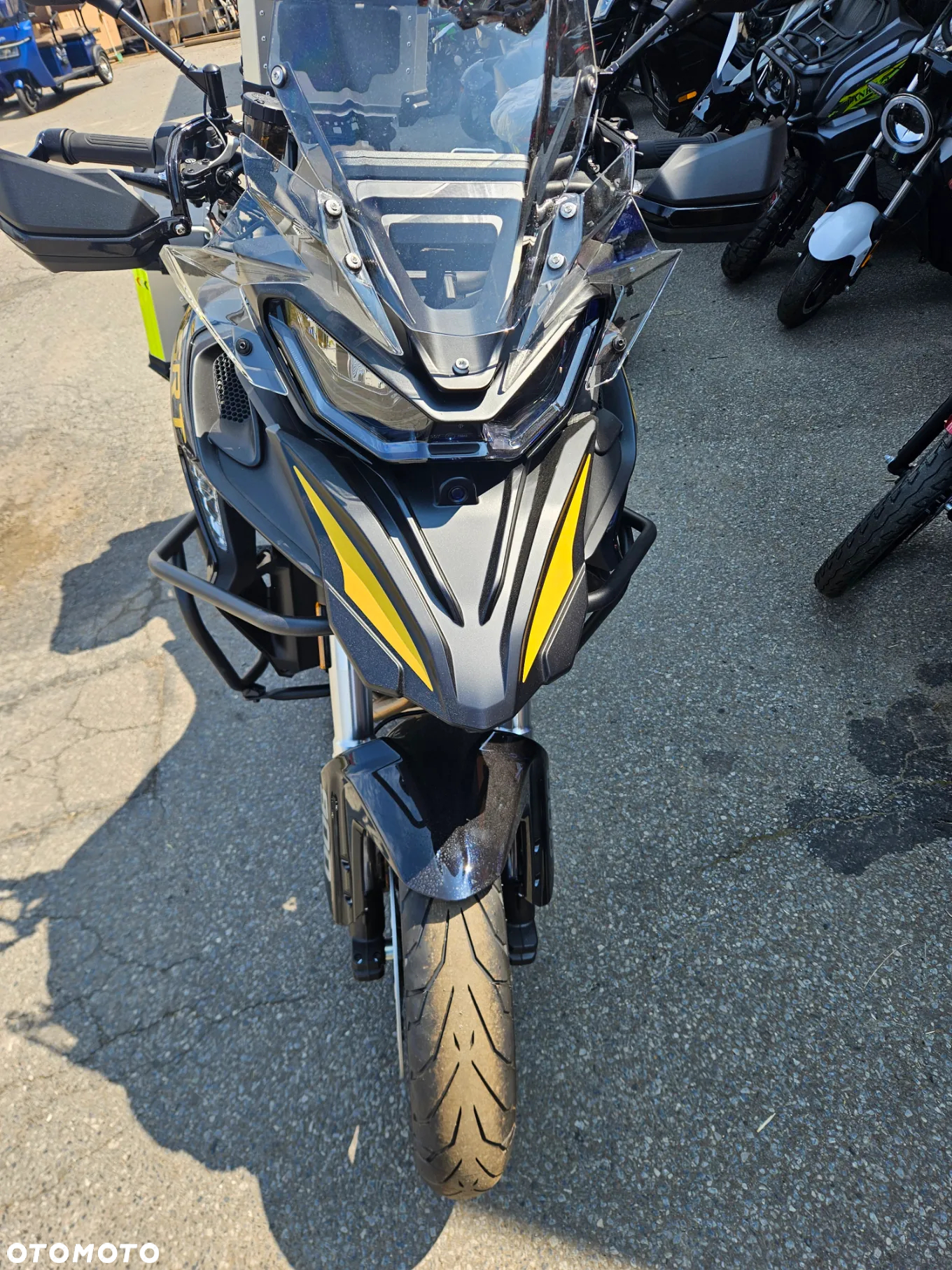 QJMOTOR 900 S - 5