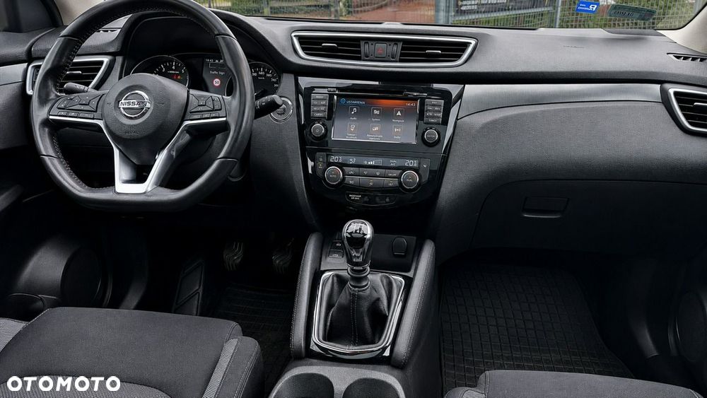 Nissan Qashqai - 23