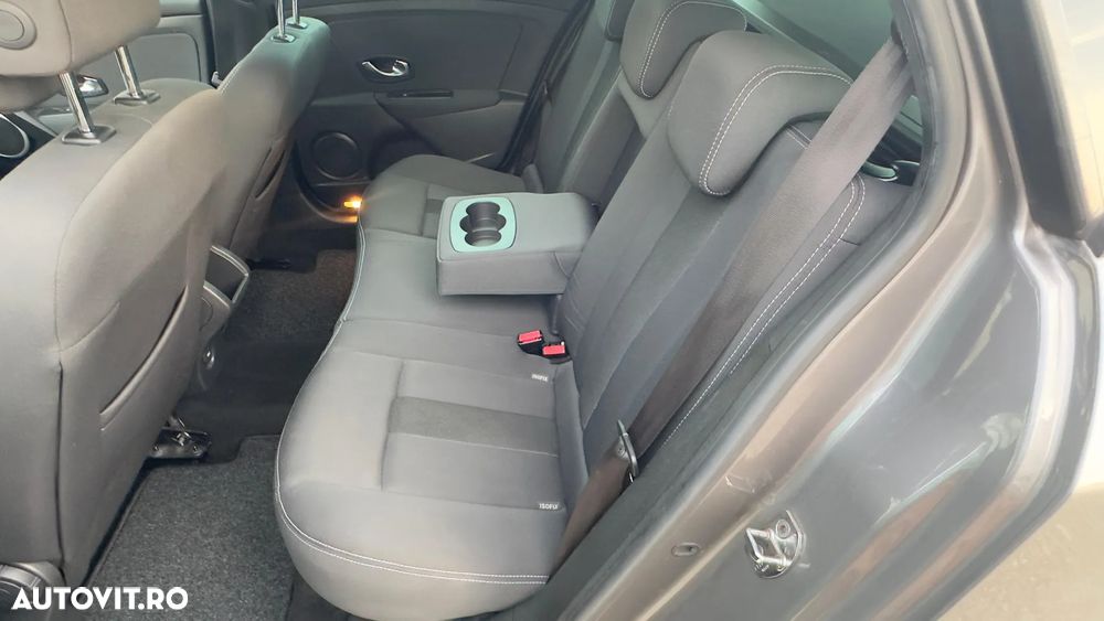 Renault Megane TCe 130 Dynamique - 28