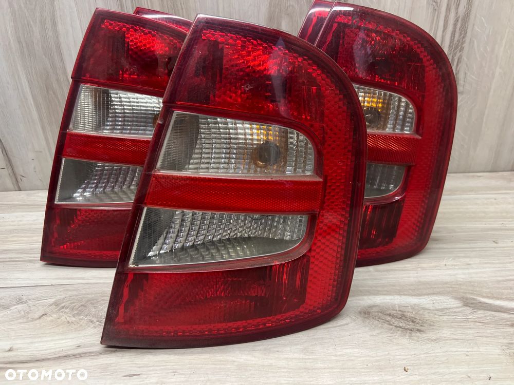 LAMPA TYLNA PRAWA SKODA FABIA I HB - 2