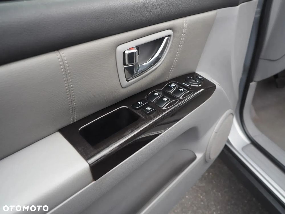Kia Sorento 3.5 V6 - 11