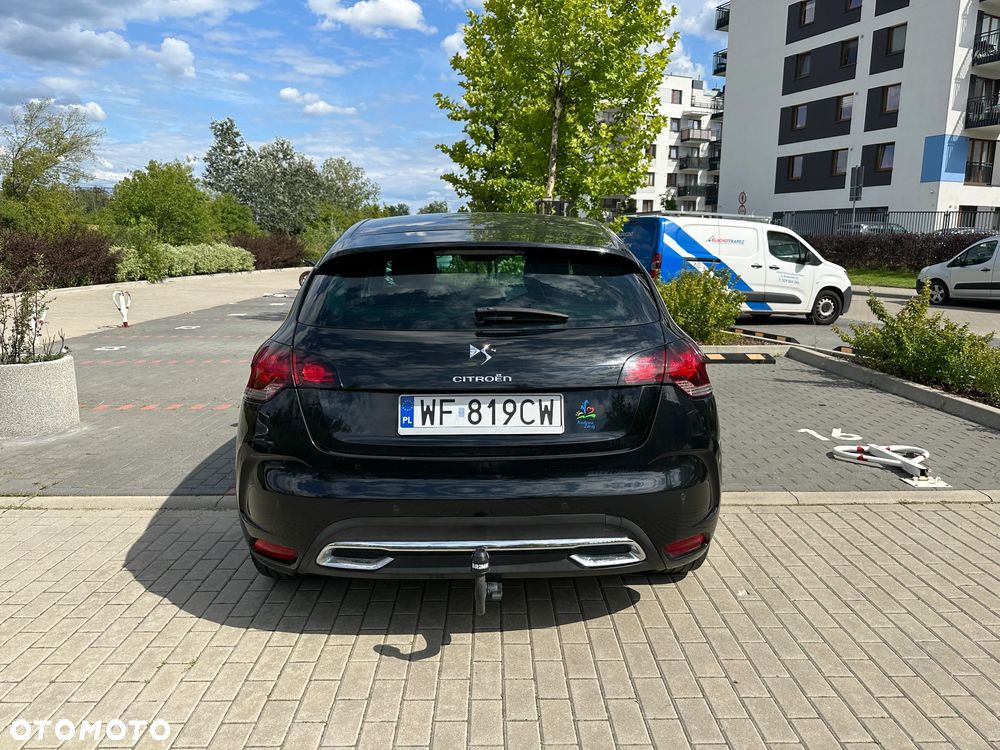 Citroën DS4 1.6 HDi SoChic - 6