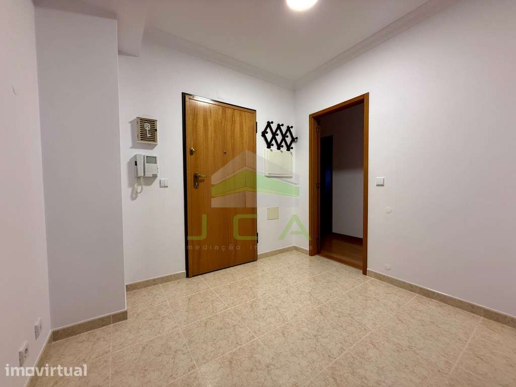 Apartamento T3 com garagem - Grande imagem: 3/20