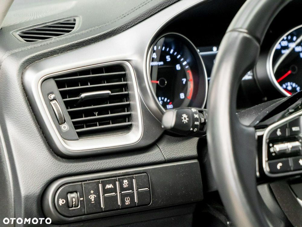 Kia Ceed 1.5 T-GDI M DCT - 18