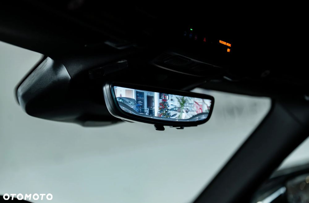 Chevrolet Corvette - 22