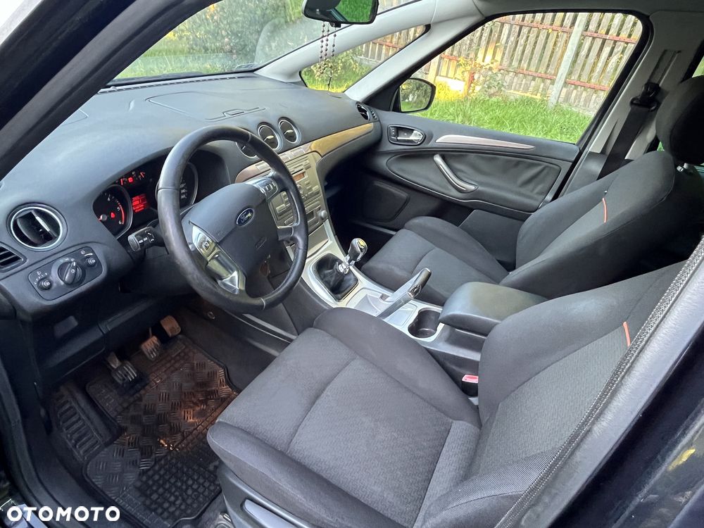 Ford S-Max - 5