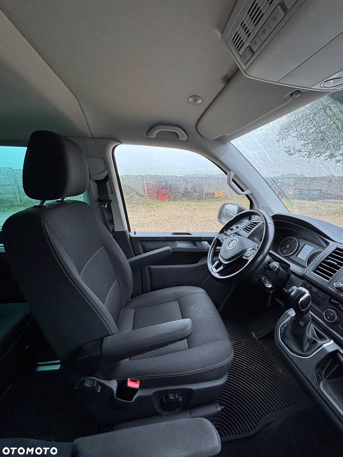 Volkswagen Multivan 2.0 TDI L1 Edition DSG - 16