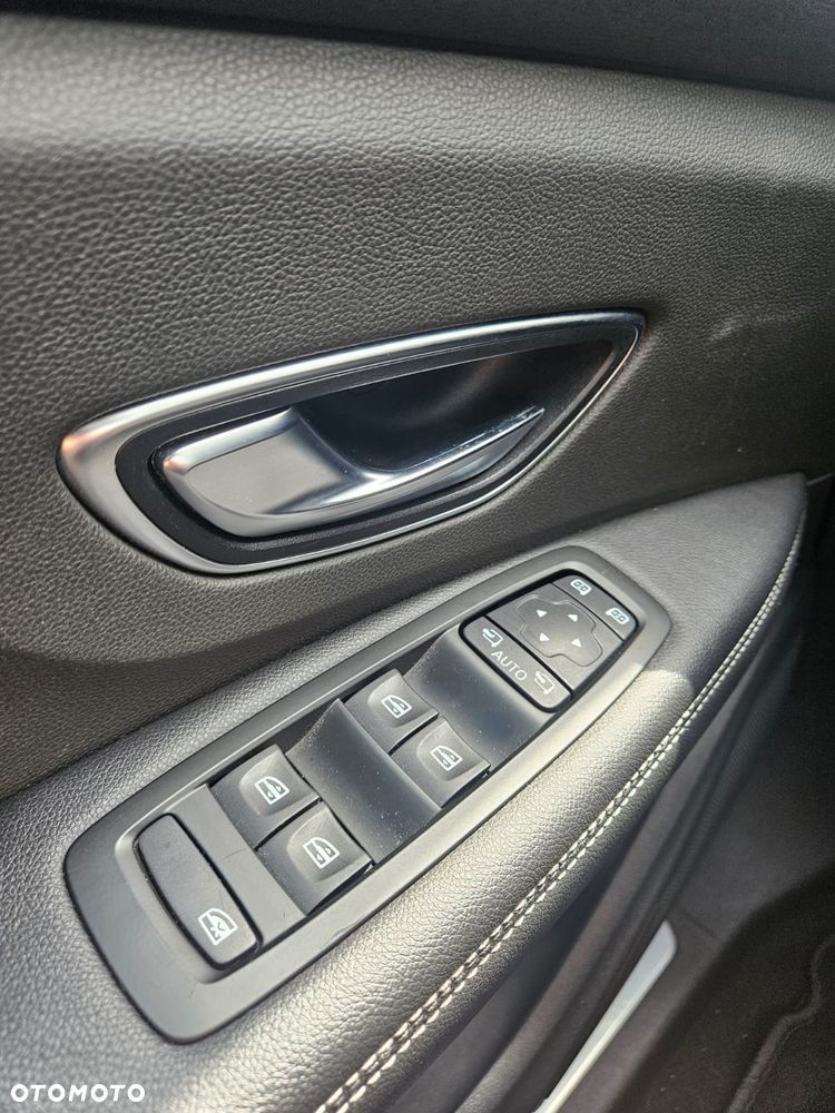 Renault Scenic - 13
