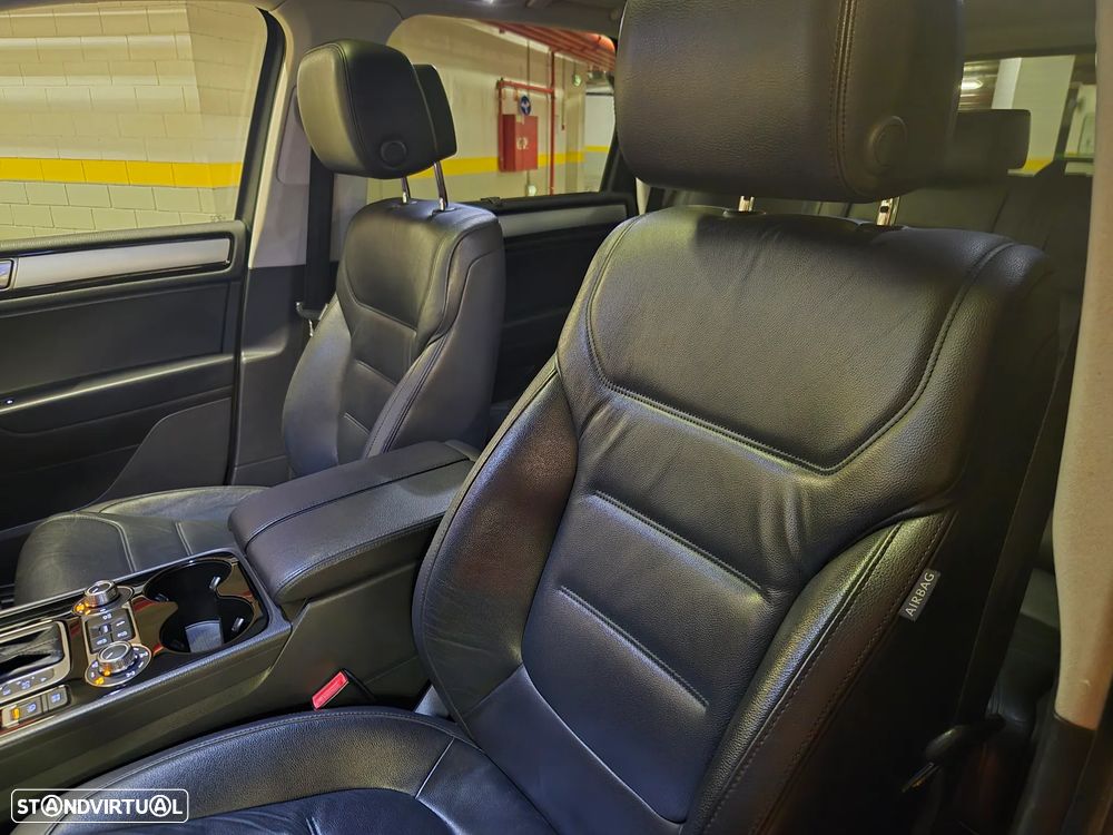 VW Touareg 3.0 TDI V6 Executive Edition - 31