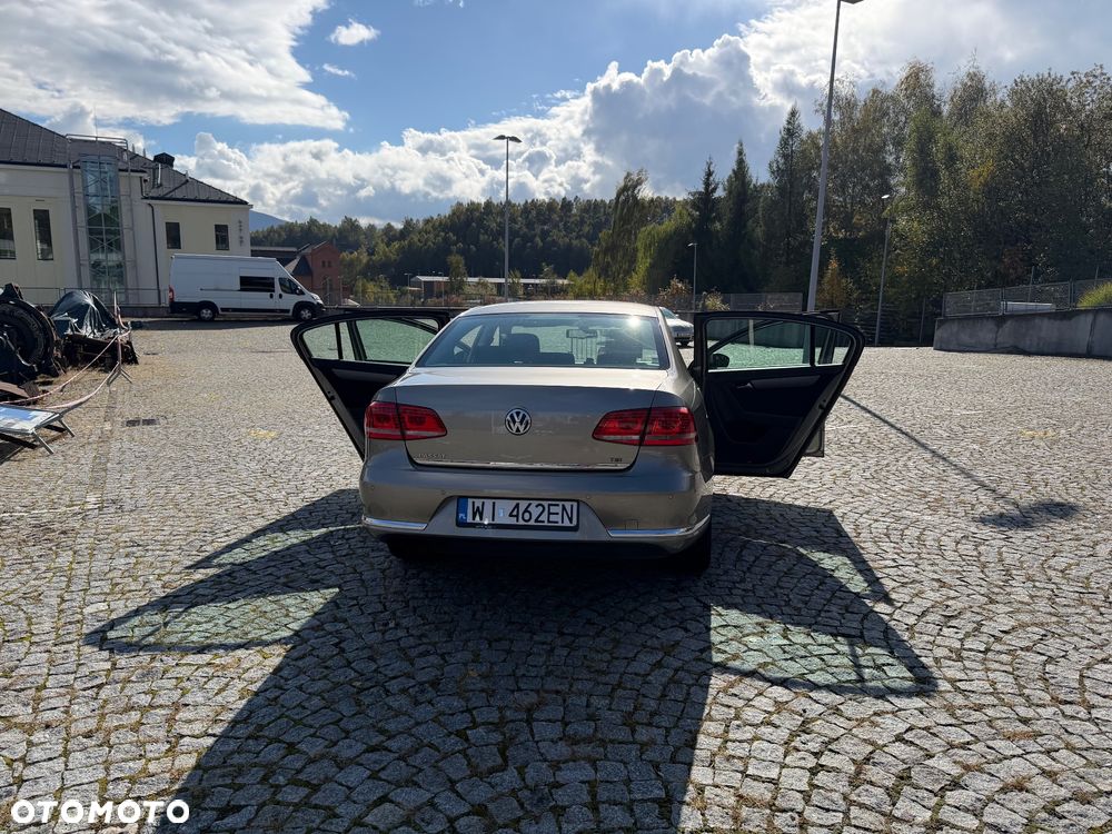 Volkswagen Passat 1.8 TSI Comfortline - 19