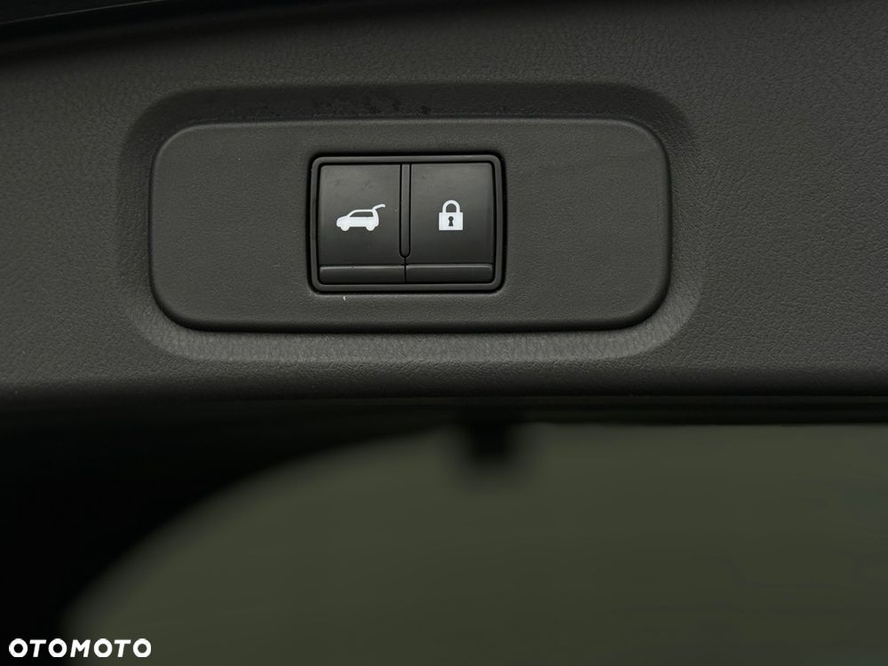 Nissan Qashqai 1.3 DIG-T MHEV N-Connecta - 23