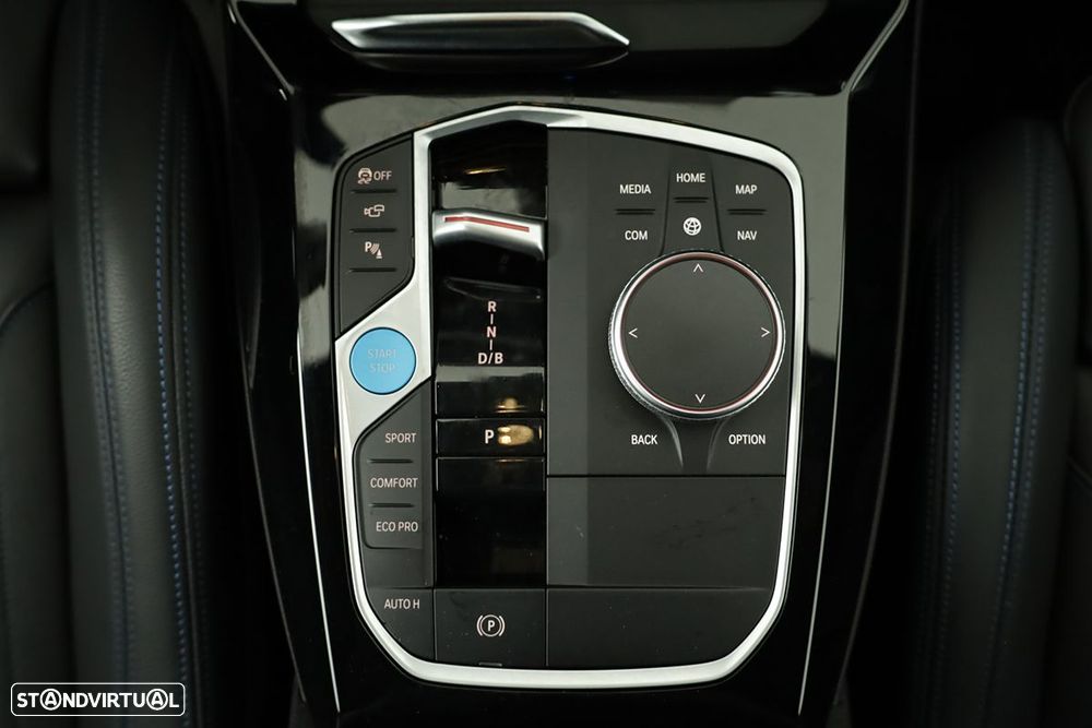 BMW iX3 M Sport Inspiring - 14