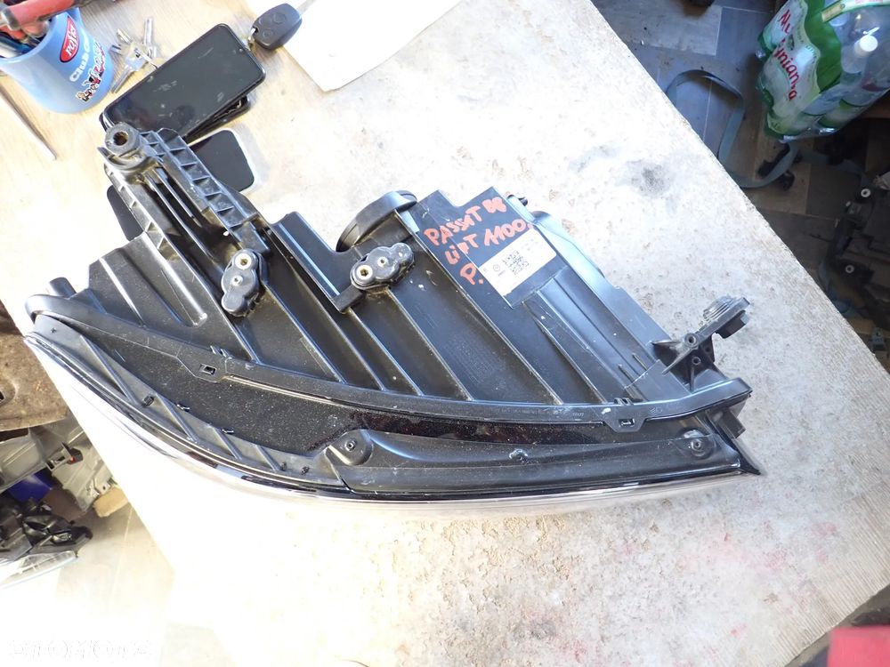 VOLKSWAGEN PASSAT B8 LIFT LAMPA PRAWA - 2