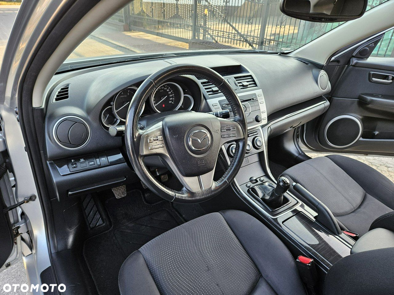 Mazda 6 - 8