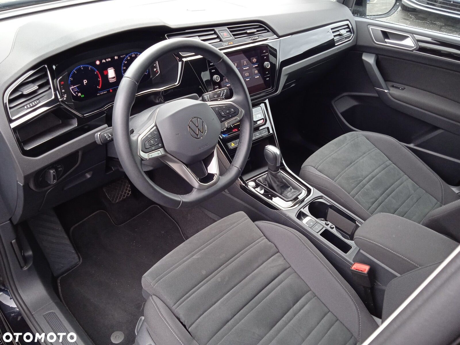 Volkswagen Touran 1.5 TSI EVO Highline DSG - 11