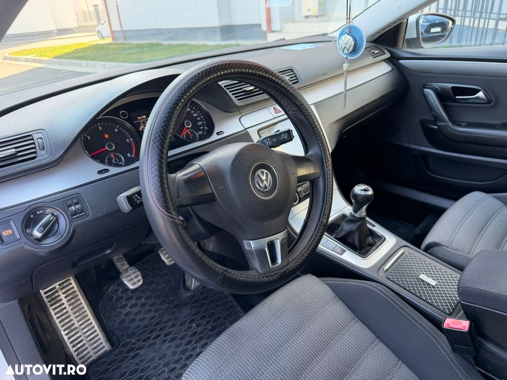 Volkswagen Passat CC 2.0 TDI Individual - 18