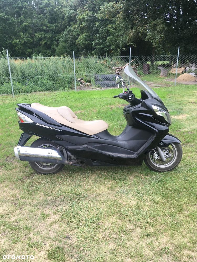 Suzuki Burgman - 1