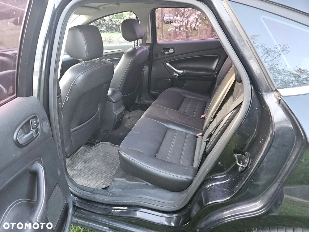 Ford Mondeo 2.0 TDCi S - 11