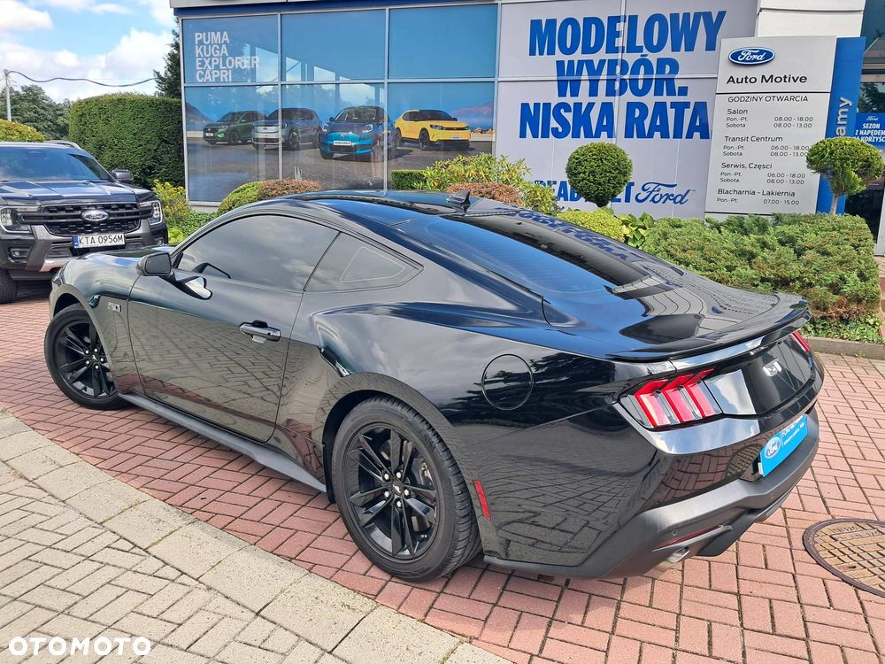Ford Mustang - 9