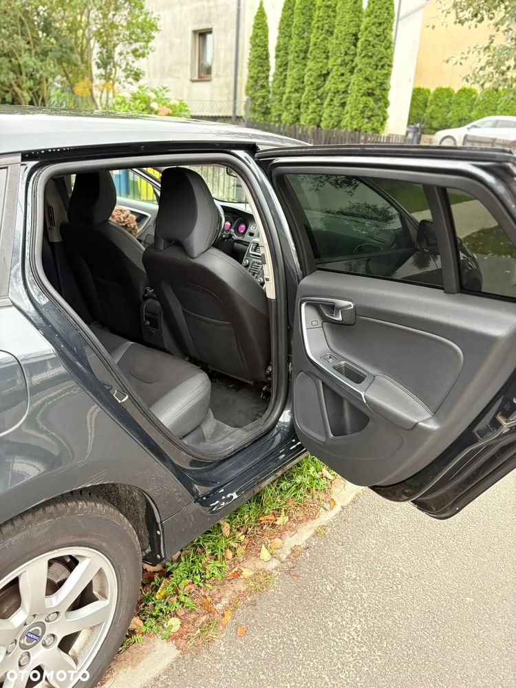 Volvo V60 T3 - 14