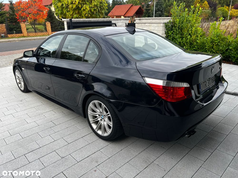 BMW Seria 5 523i - 10