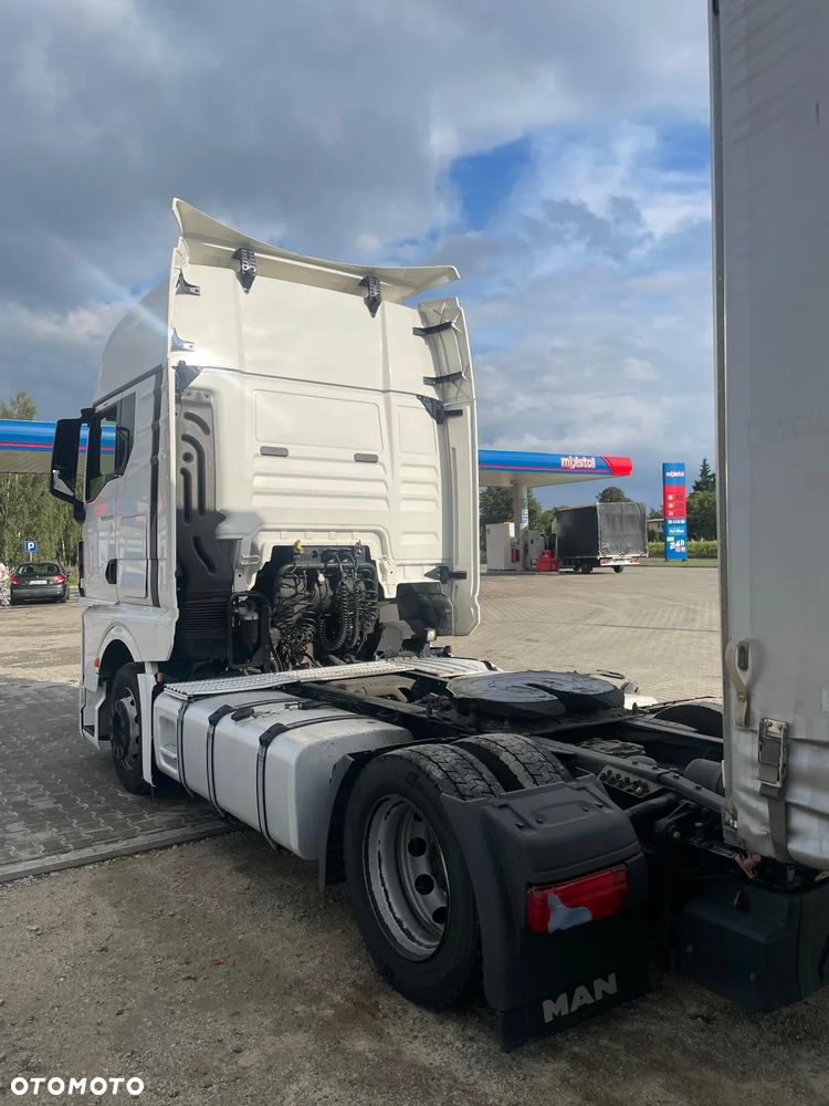 MAN TGX LOW DECK - 2