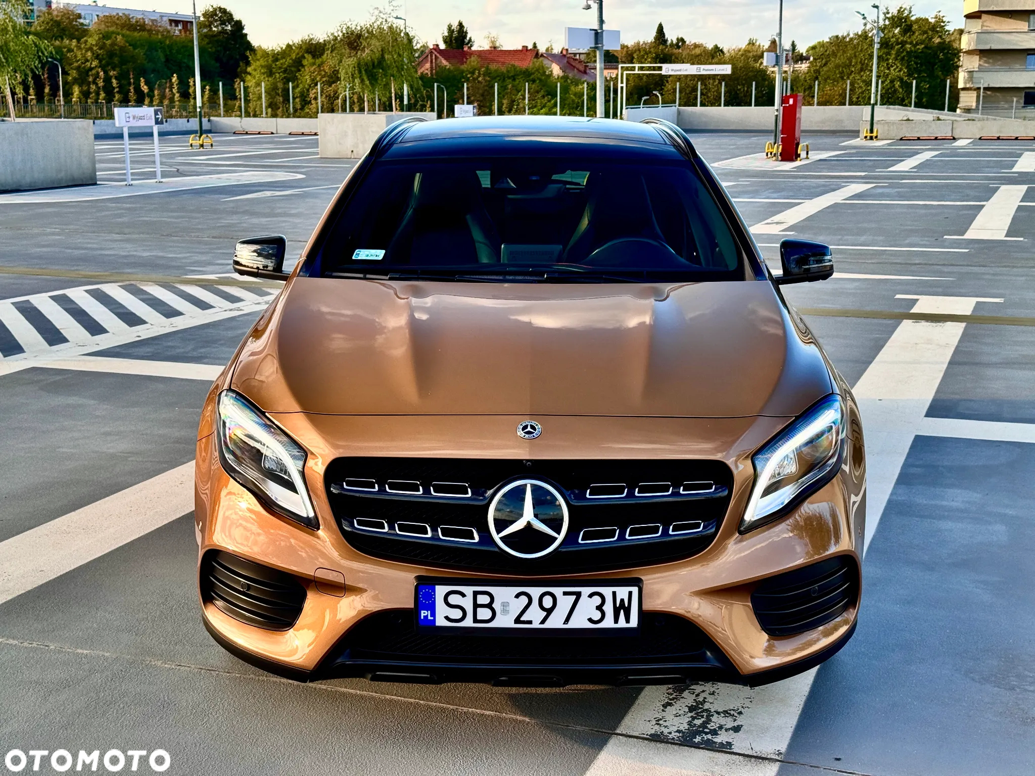 Mercedes-Benz GLA 220 4-Matic AMG Line - 3