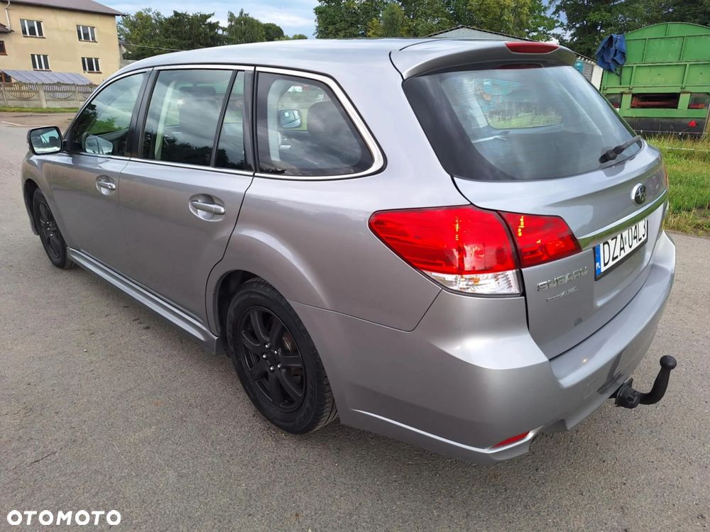 Subaru Legacy 2.0i Comfort - 9