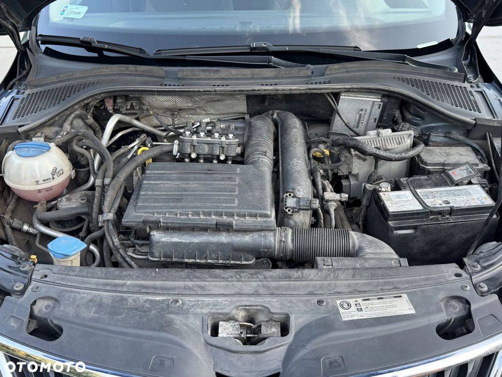 Skoda RAPID 1.2 TSI Active - 23
