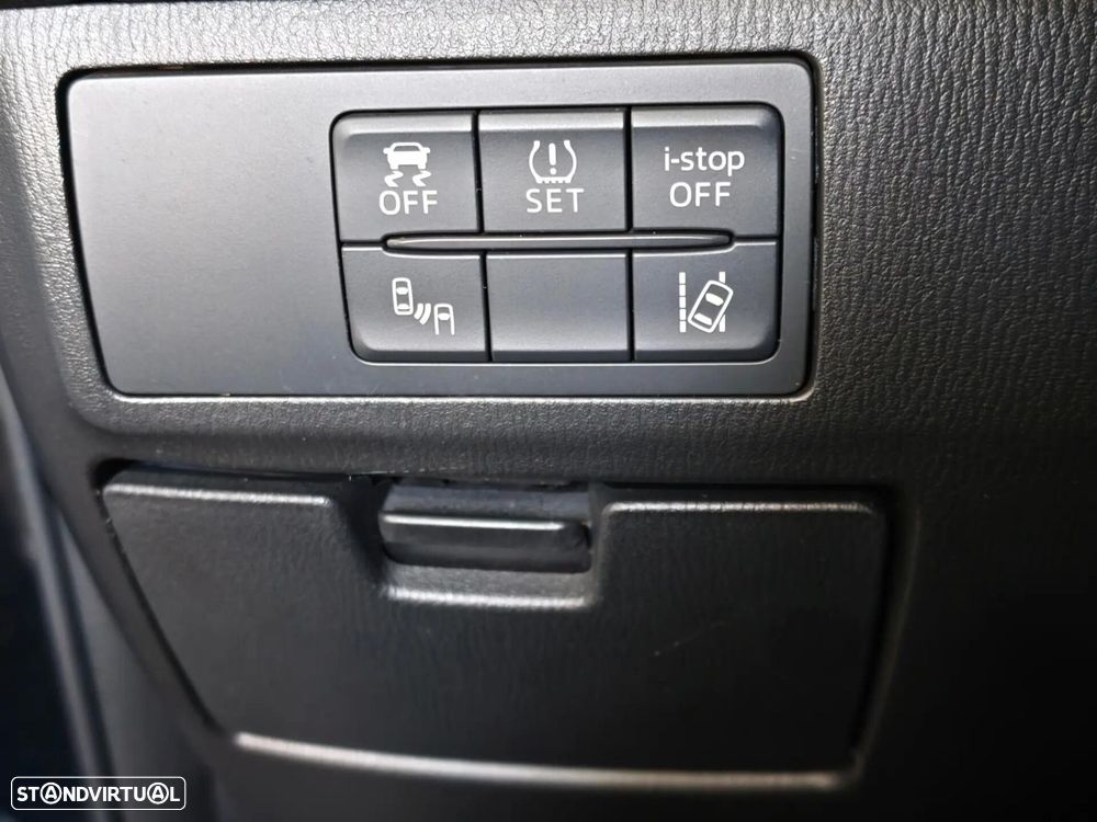 Mazda 6 M6 2.2 SKY-D Excellence Navi - 19